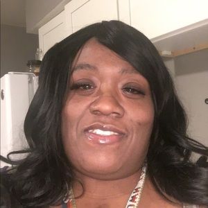 Meet your Posher, Brenda